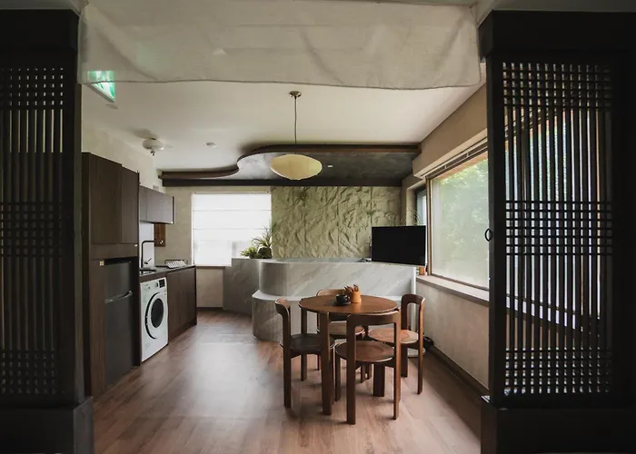 Korean Traditional House - Imrang Jungang *